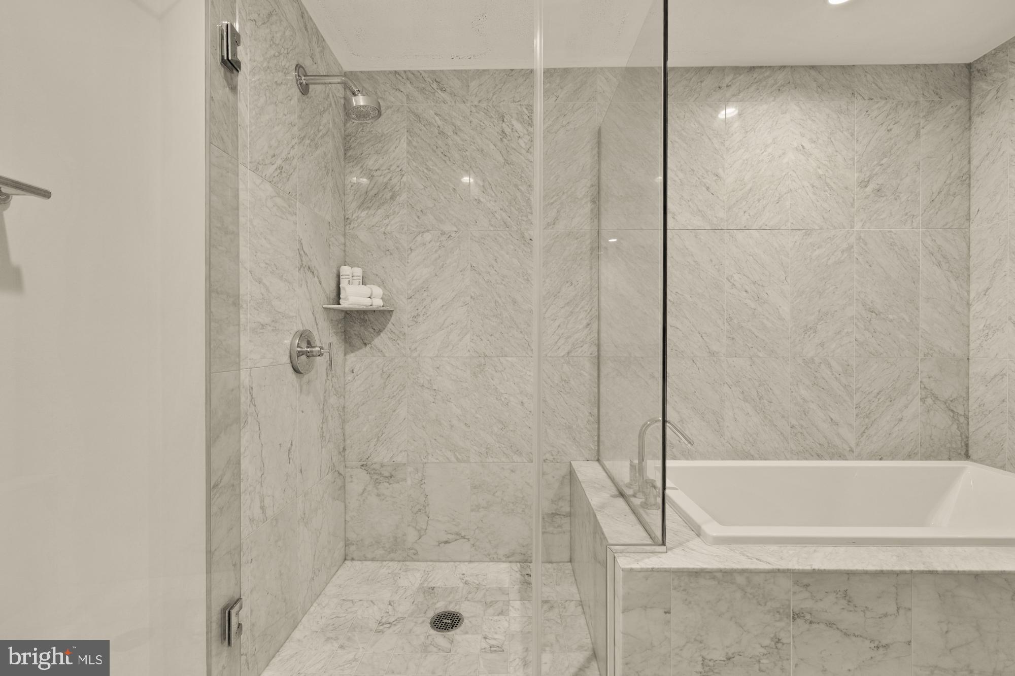 45 Sutton Square Southwest, Unit 906 Washington, DC 20024 - Photo 21 of 40