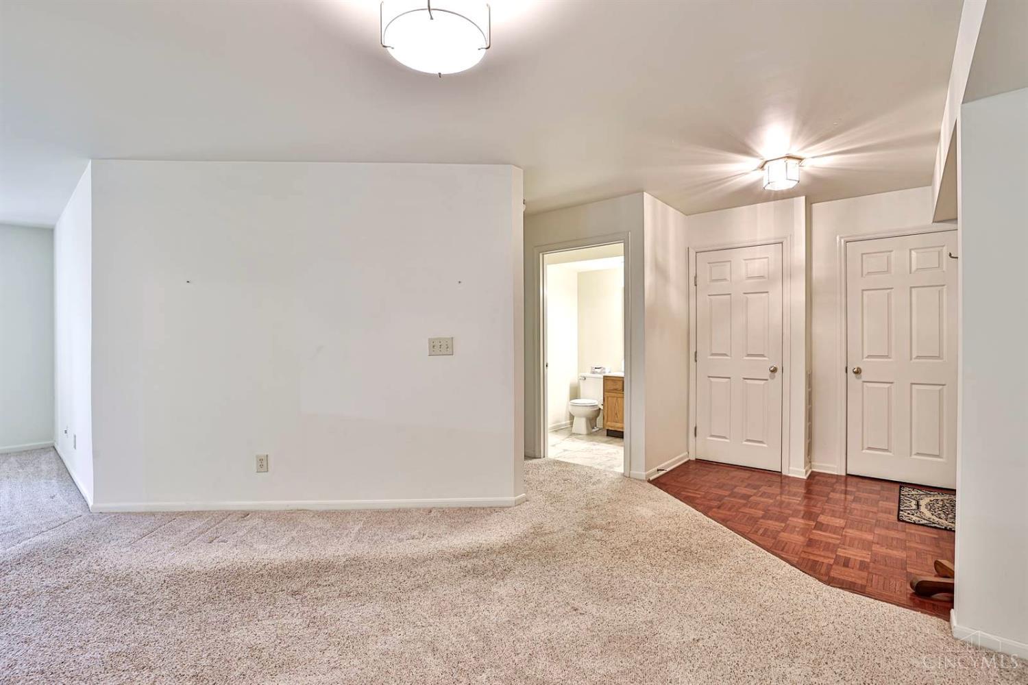 3986 Maplefield Court, Unit A Cincinnati, OH 45255 - Photo 12 of 41 Gallery Image 12