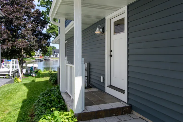 $1,175,000 | W188S7598 Oak Grove Drive, Muskego, WI 53150