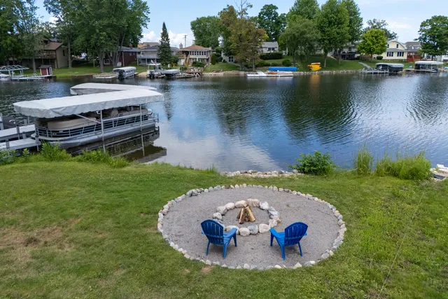 $1,175,000 | W188S7598 Oak Grove Drive, Muskego, WI 53150