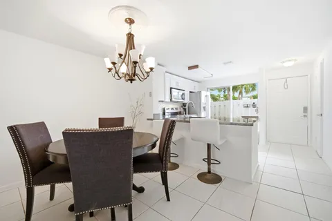 $339,000 | 2683 Northeast 15th Street, Pompano Beach, FL 33062