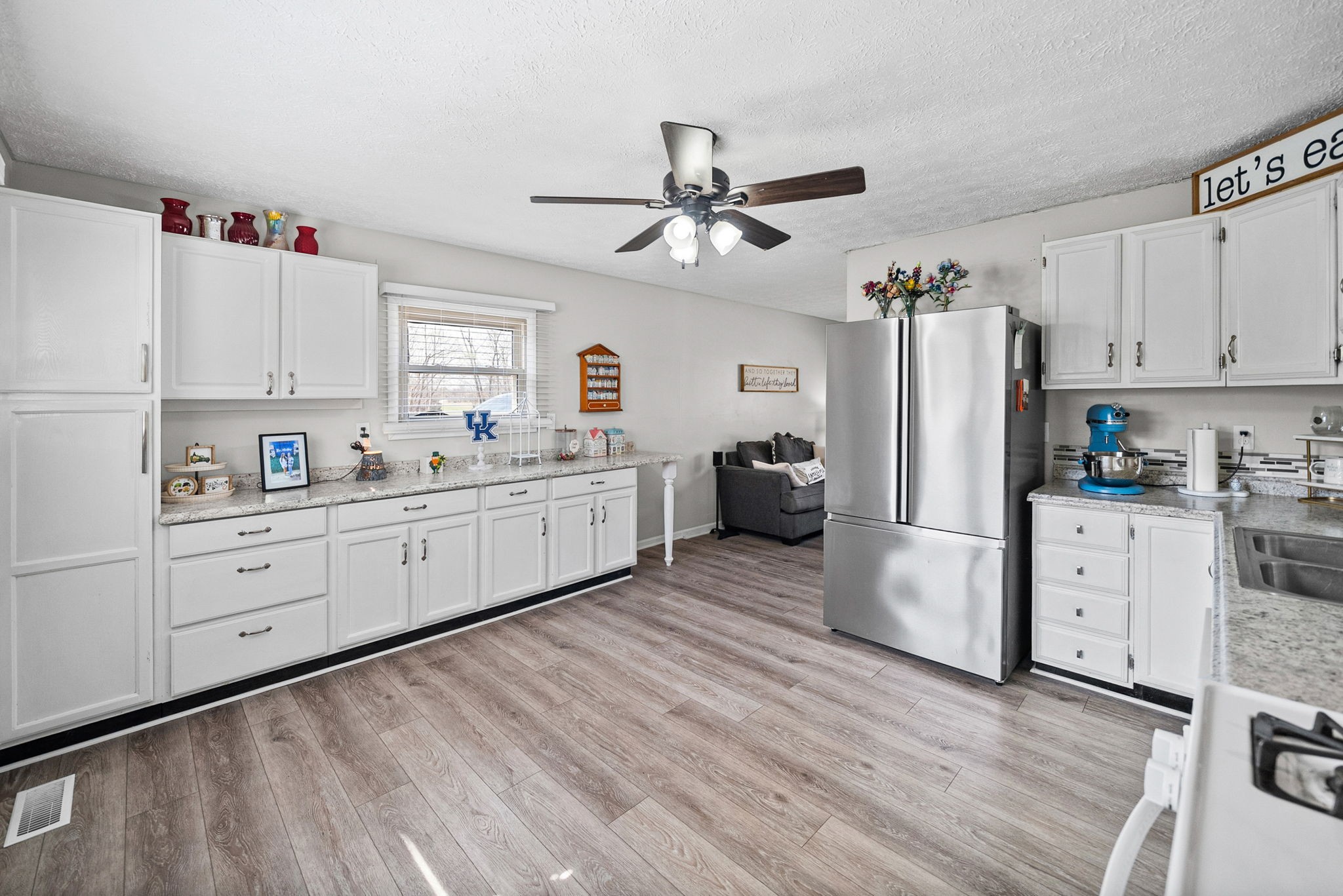 1115 South Tanyard Road Cadiz, KY 42211 - Photo 11 of 32