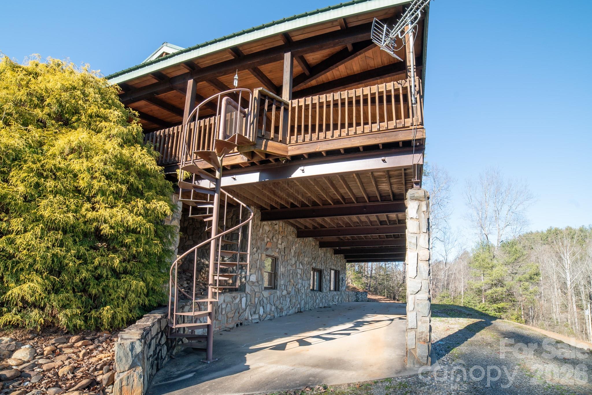 4021 Johns River Road Morganton, NC 28655 - Photo 19 of 35