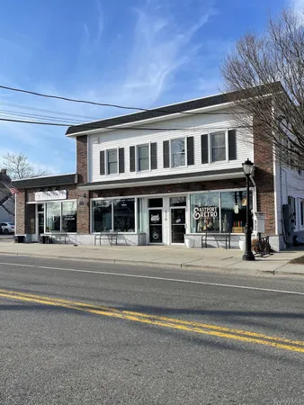 $3,250 | 510 Montauk Highway, Unit UPPER EAST APARTMENT, Eastport, NY 11941