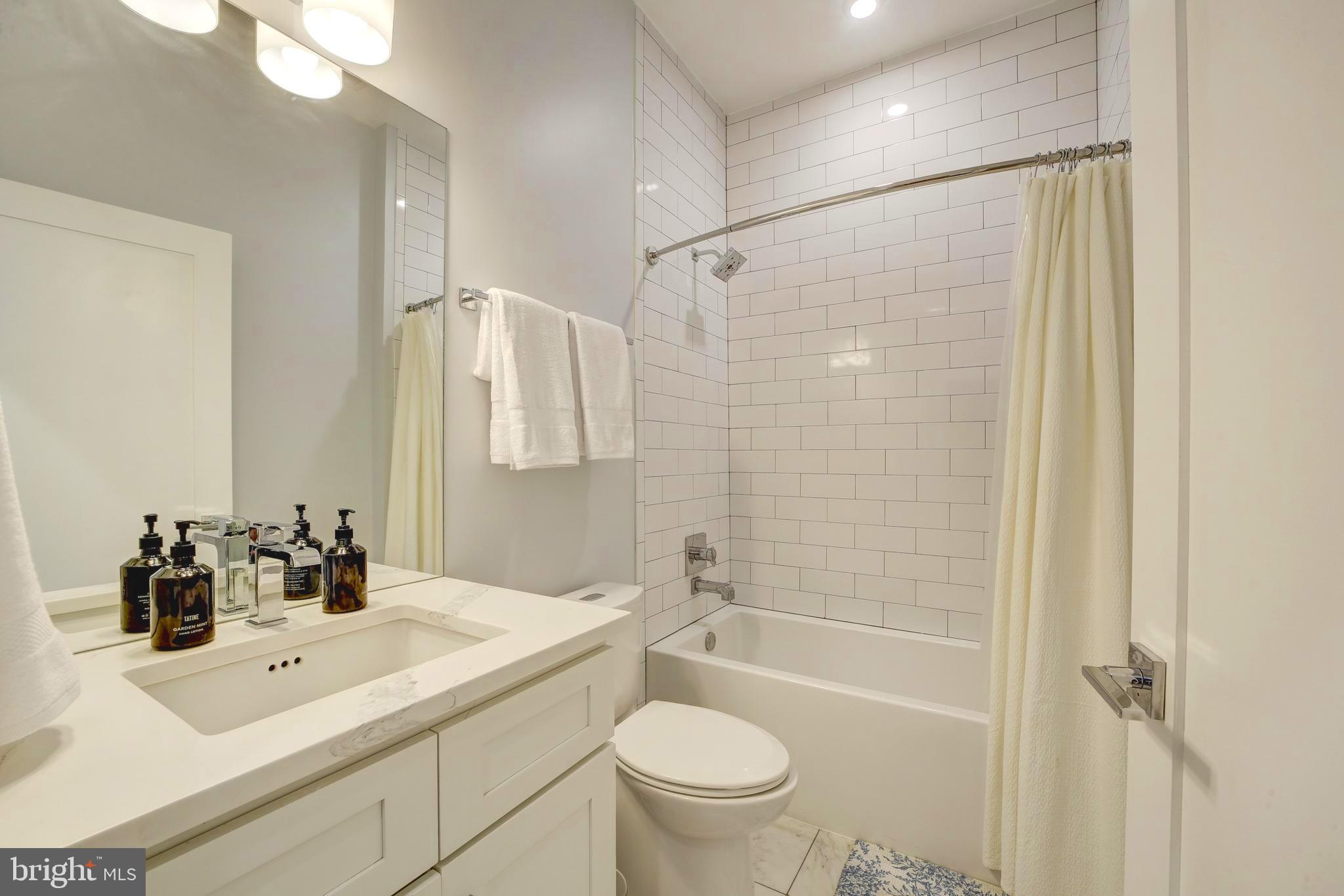 1514 K Street Southeast, Unit 2 Washington, DC 20003 - Photo 16 of 21