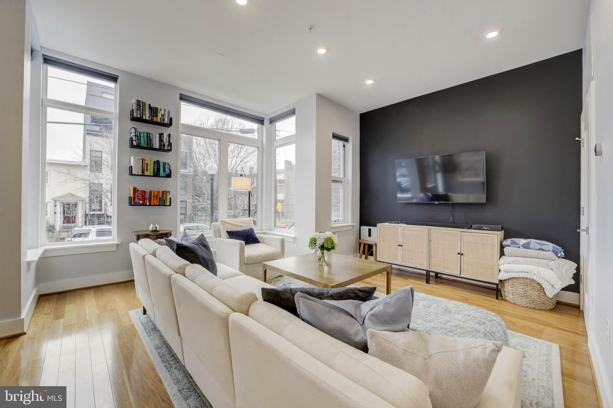 1514 K Street Southeast, Unit 2 Washington, DC 20003 - Photo 2 of 21