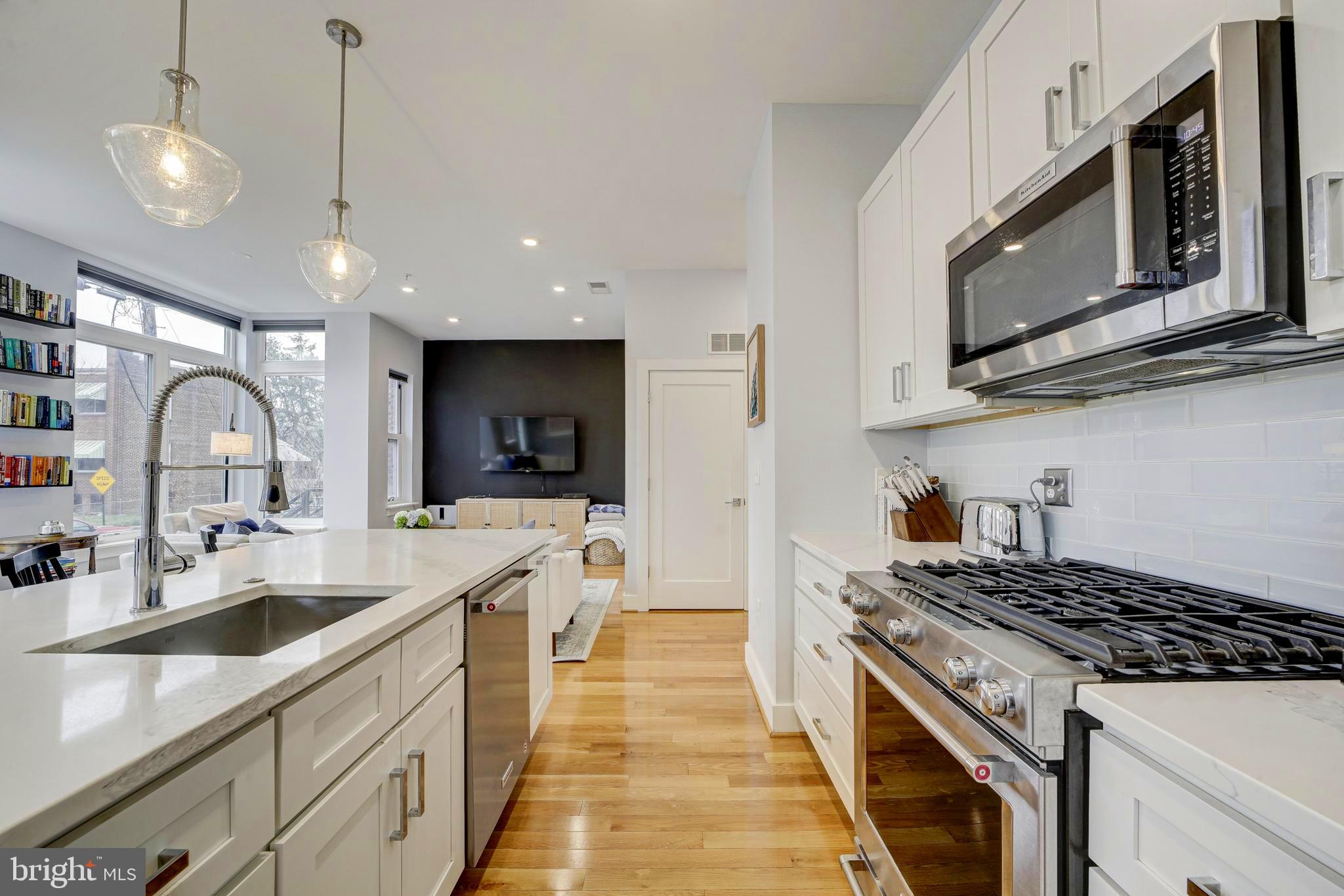 1514 K Street Southeast, Unit 2 Washington, DC 20003 - Photo 7 of 21