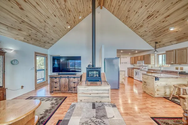 $649,000 | 229 Ladigo Lane, Hartsel, CO 80449