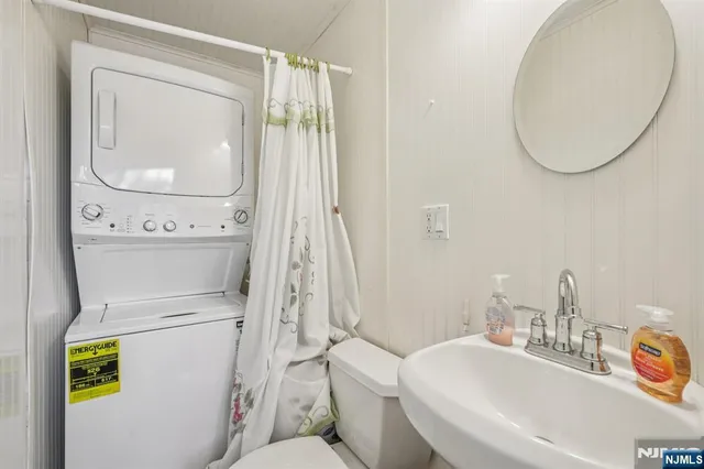 $529,900 | 670 Devon Street, Kearny, NJ 07032