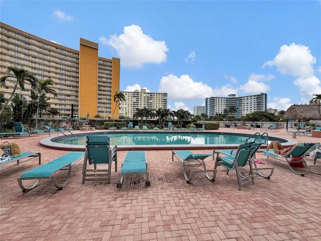 $1,500 | 405 North Ocean Boulevard, Unit 107, Pompano Beach, FL 33062