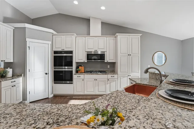 $950,000 | 3760 Franway Lane Southwest, Port Orchard, WA 98367