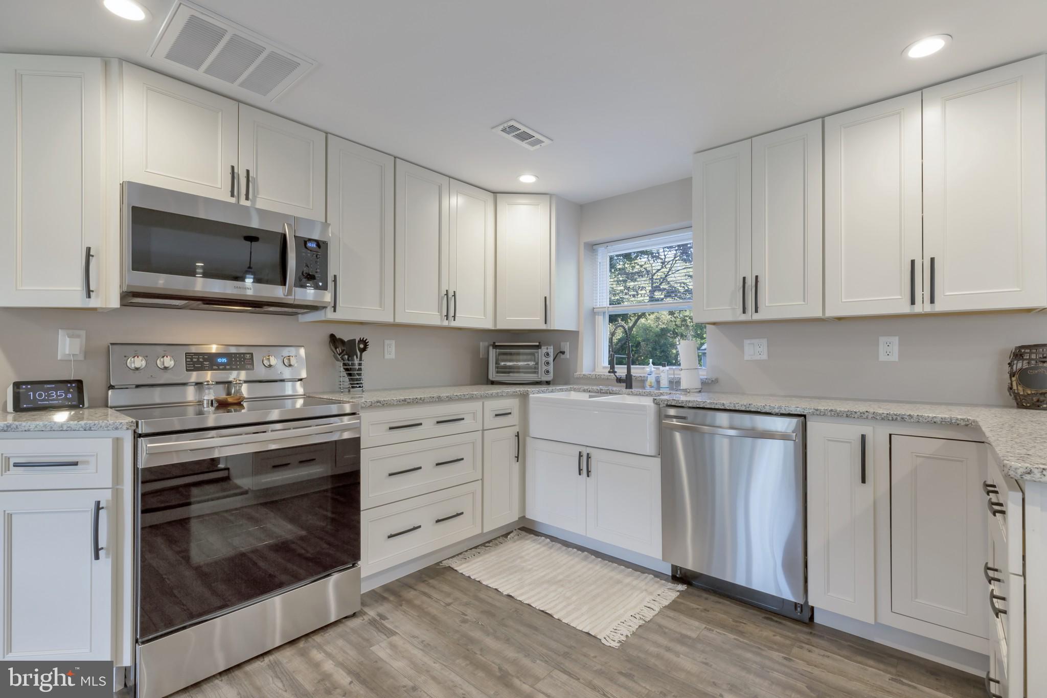 61 Mantua Road Mount Royal, NJ 08061 - Photo 11 of 45