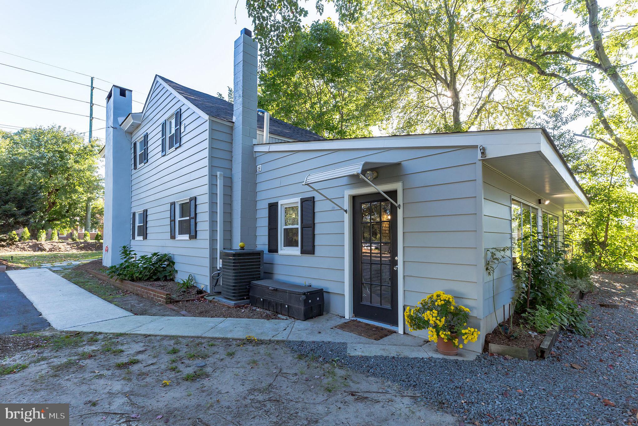 61 Mantua Road Mount Royal, NJ 08061 - Photo 8 of 45