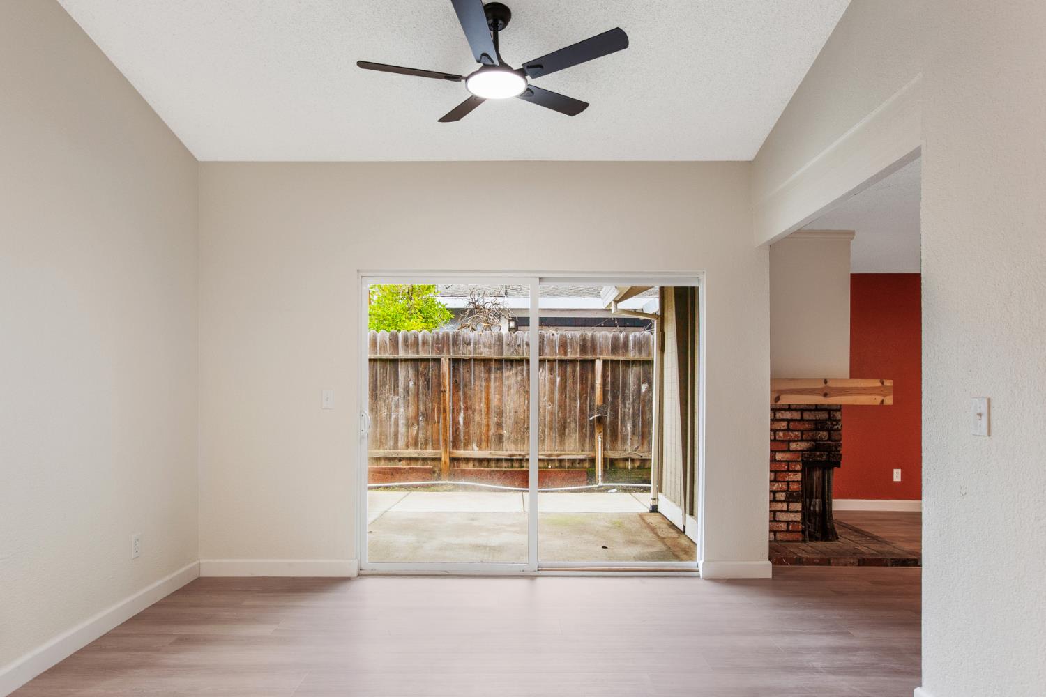 8355 Deville Oaks Way Citrus Heights, CA 95621 - Photo 11 of 24