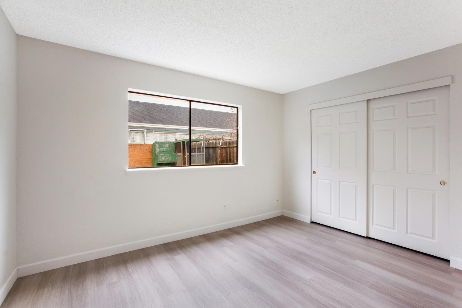 8355 Deville Oaks Way Citrus Heights, CA 95621 - Photo 16 of 24