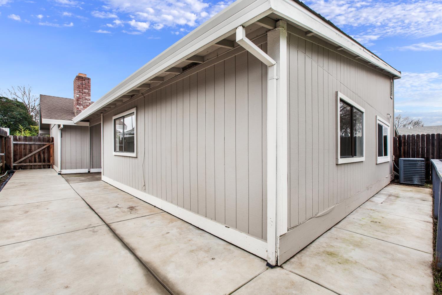 8355 Deville Oaks Way Citrus Heights, CA 95621 - Photo 20 of 24