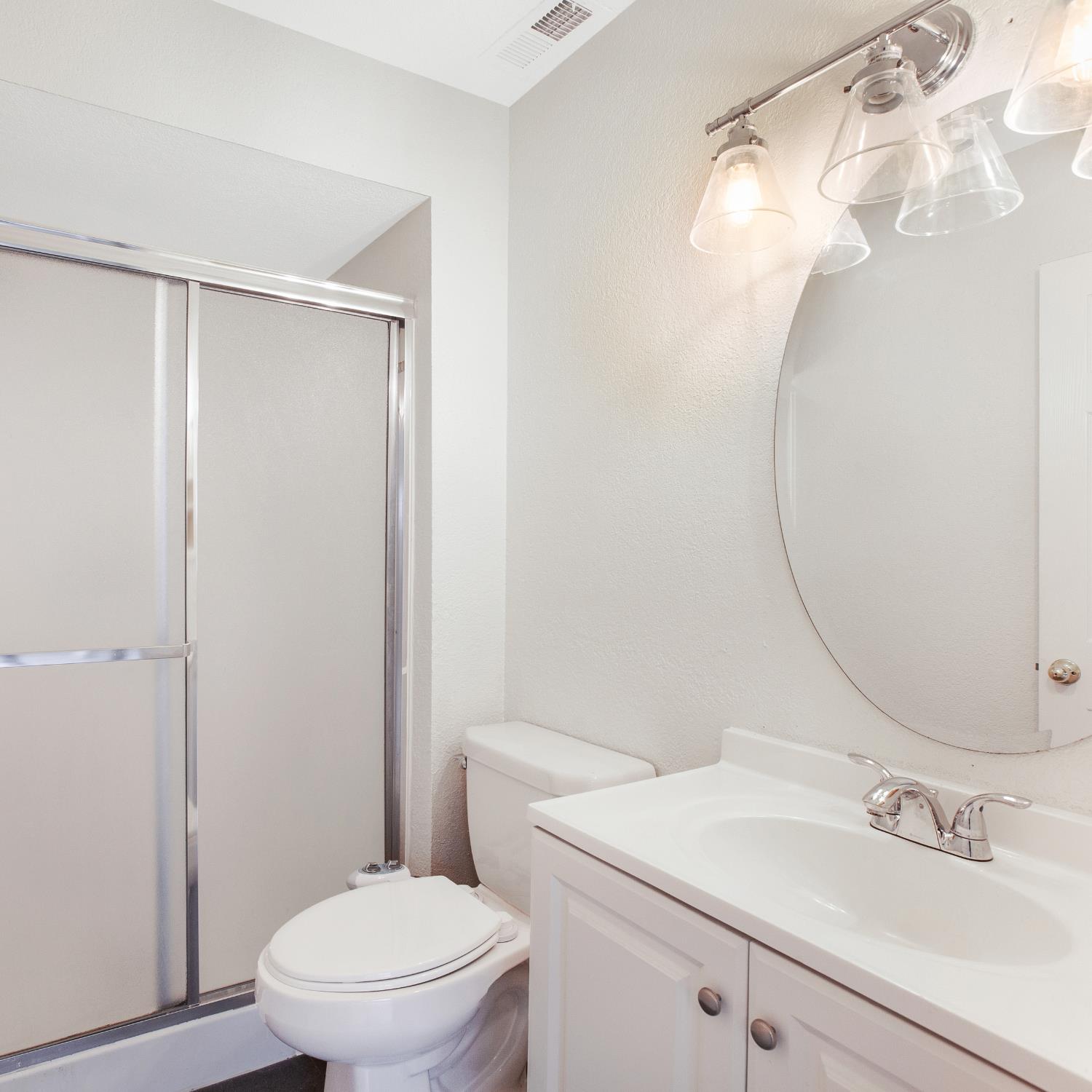 8355 Deville Oaks Way Citrus Heights, CA 95621 - Photo 6 of 24