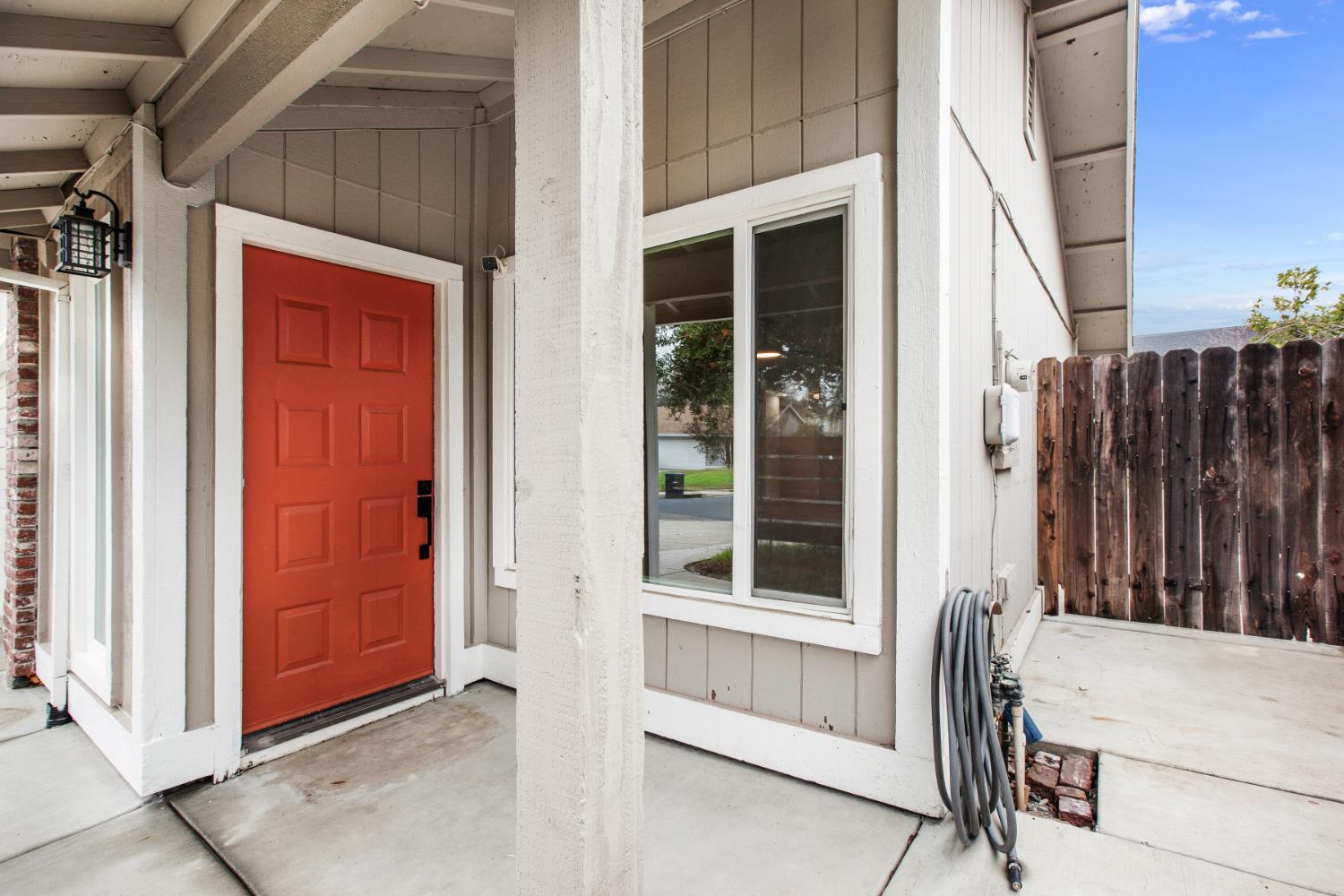 8355 Deville Oaks Way Citrus Heights, CA 95621 - Photo 8 of 24