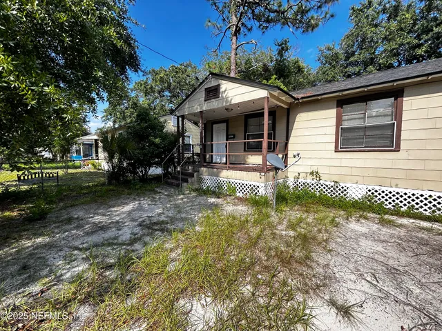 $950 | 2057 Brackland Street, Jacksonville, FL 32206