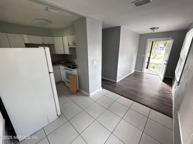 $950 | 2057 Brackland Street, Jacksonville, FL 32206