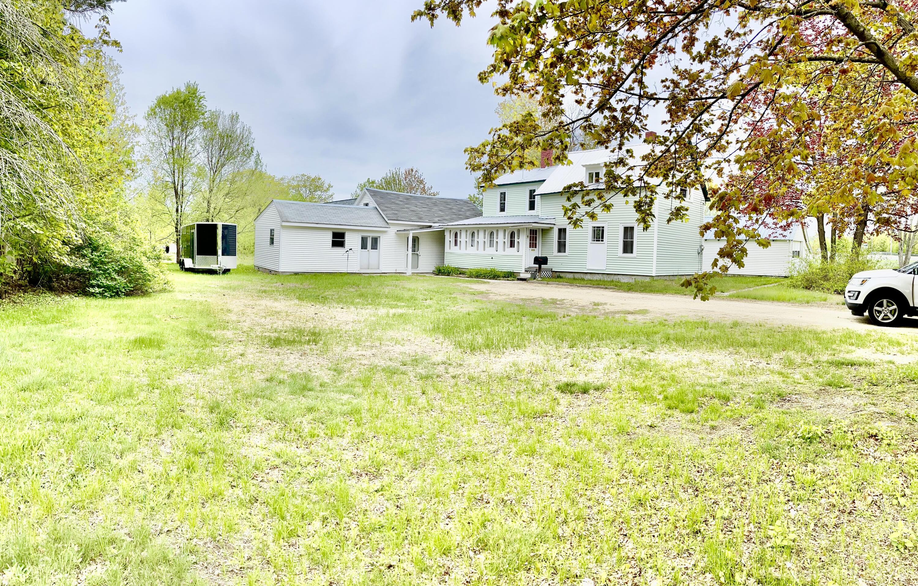 4 Walker Street Paris, ME 04281 - Photo 1 of 27 Large front yard