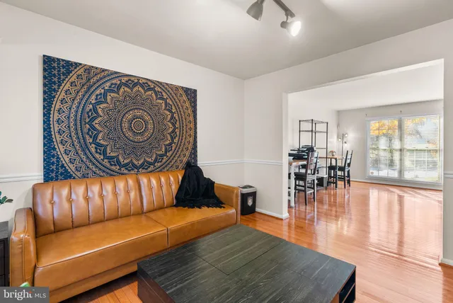 a view of livingroom with furniture and wooden floor