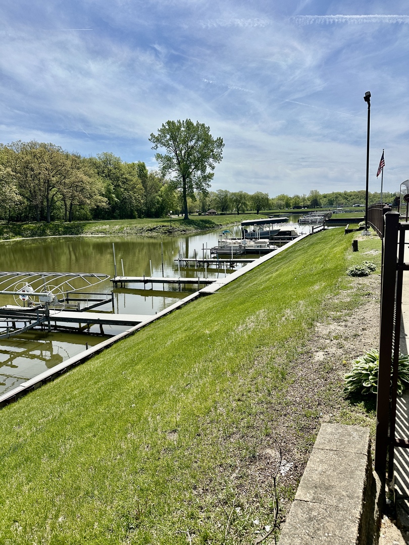 40 Bermuda Colony, Unit 3 Fox Lake, IL 60020 - Photo 19 of 19