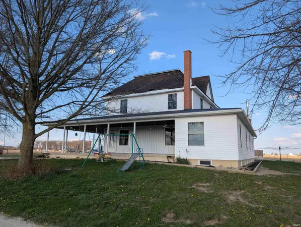 $1 | 825 East 1000 South, Geneva, IN 46740