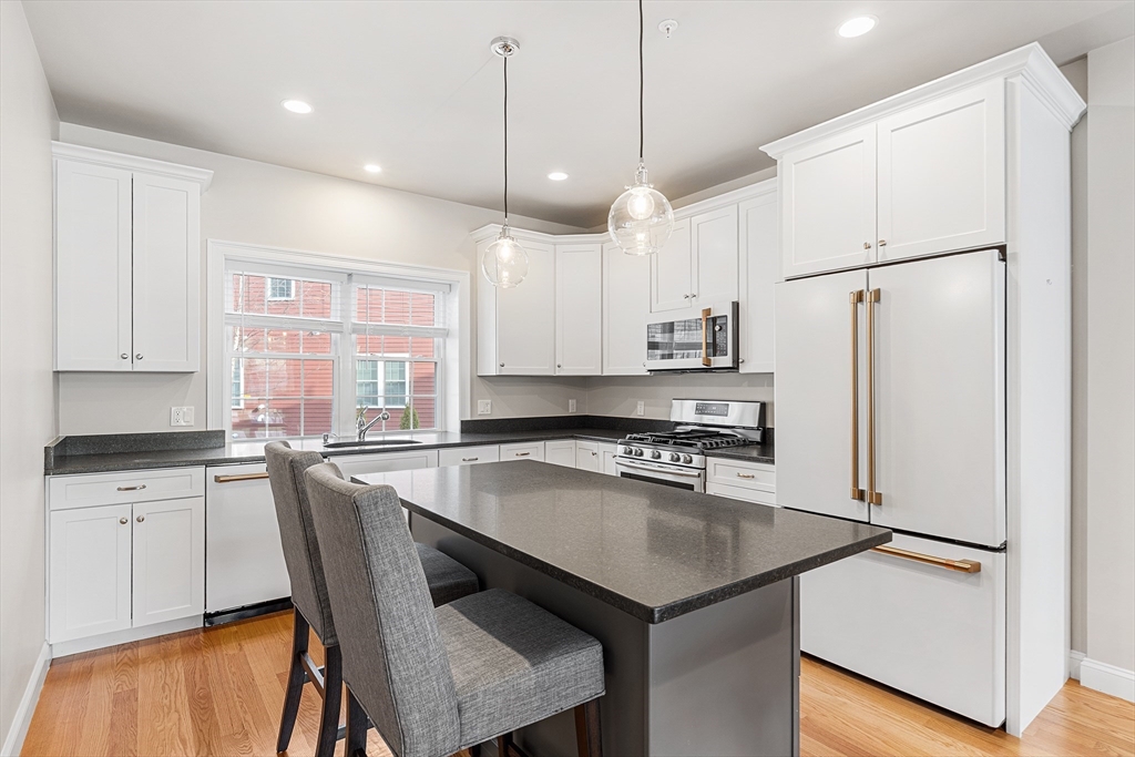 176 Main Street, Unit 3 Medway, MA 02053 - Photo 7 of 27