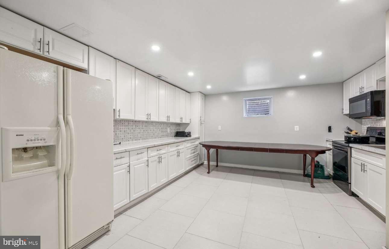 10900 Tara Road Rockville, MD 20854 - Photo 35 of 38