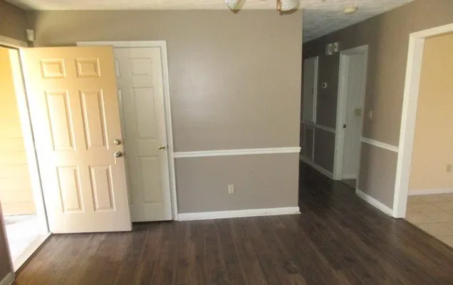 $1,195 | 61 Lee Road 0810, Smiths Station, AL 36870