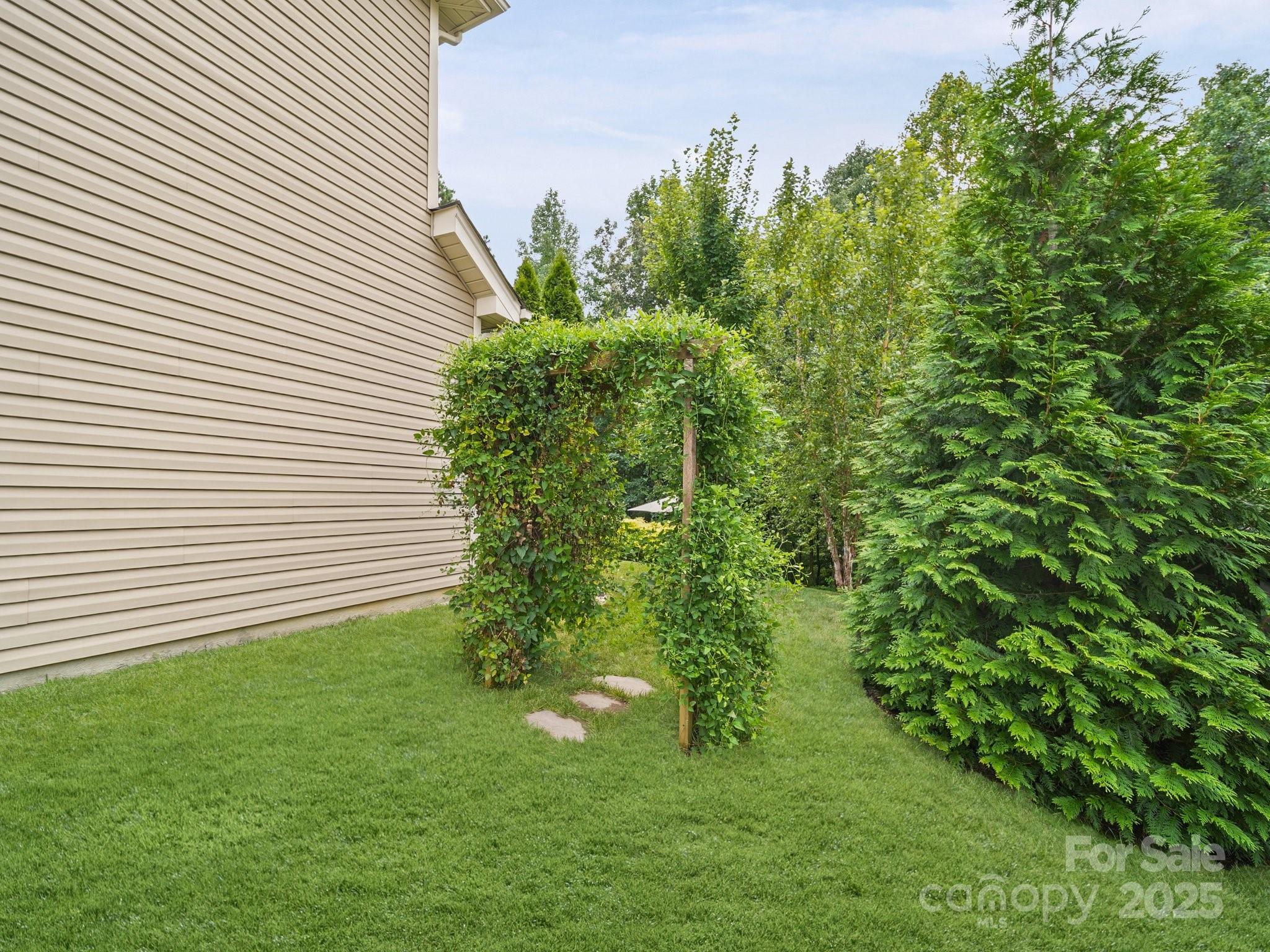 9639 Estridge Lane Concord, NC 28027 - Photo 47 of 48 a view of a back yard