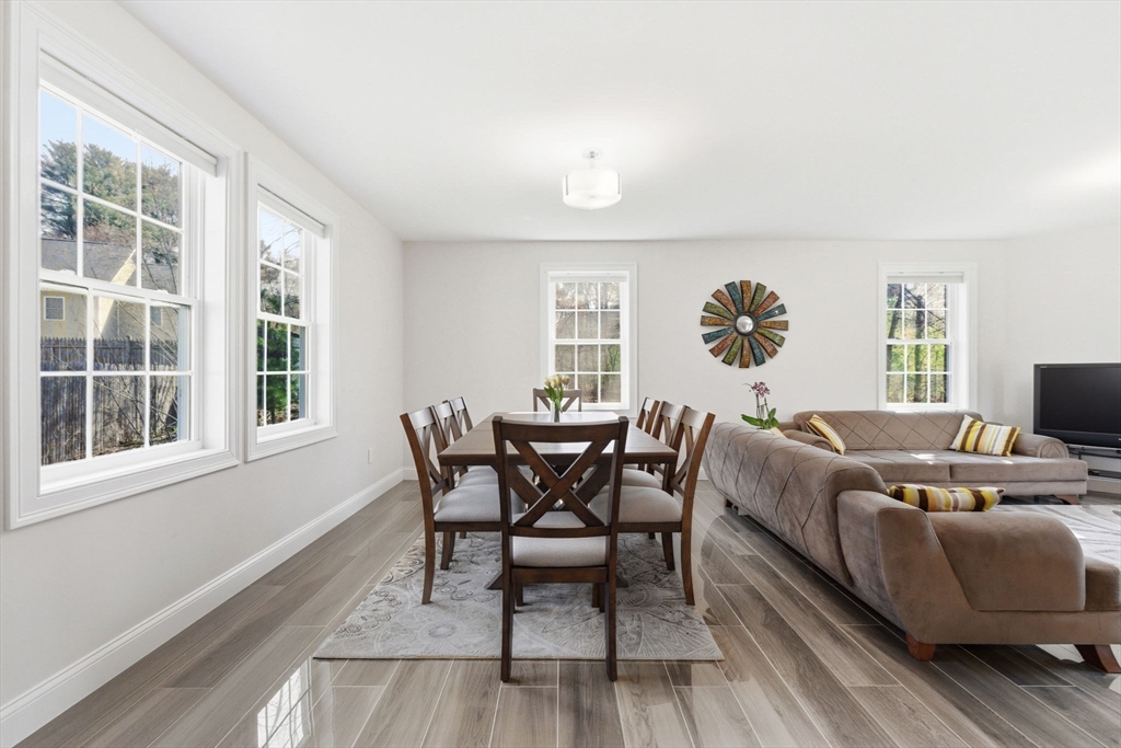 1295 Main Street Reading, MA 01867 - Photo 11 of 41