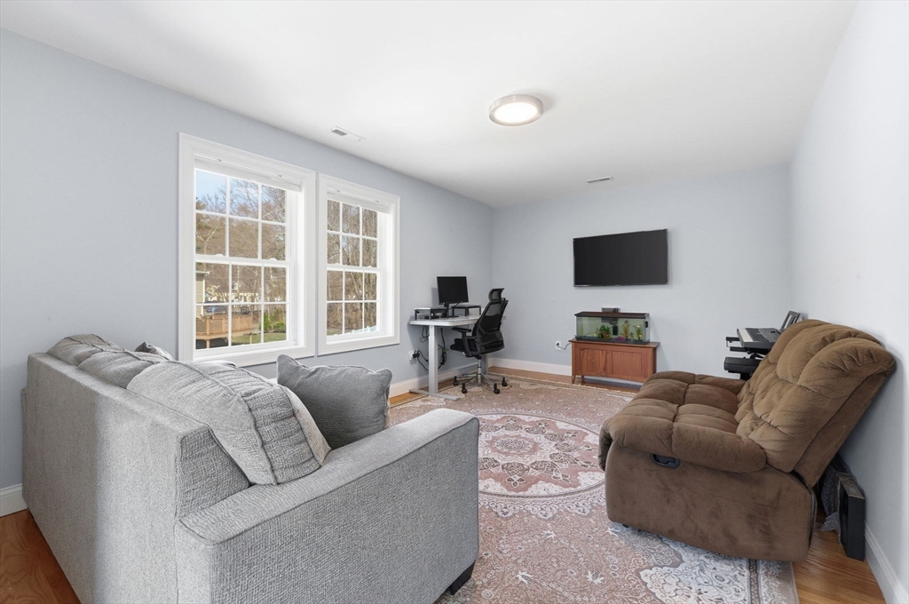 1295 Main Street Reading, MA 01867 - Photo 32 of 41