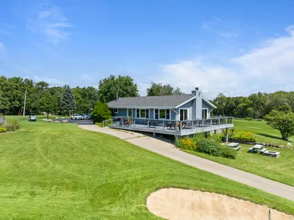 $825,000 | 860 Trails End Drive, Fontana, WI 53125