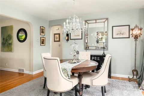 $1,095,000 | 4409 Southwest Dawson Street, Seattle, WA 98136