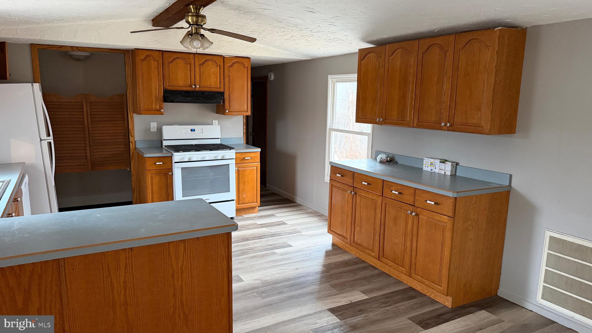 190 Midway Road York Haven, PA 17370 - Photo 13 of 22 Kitchen