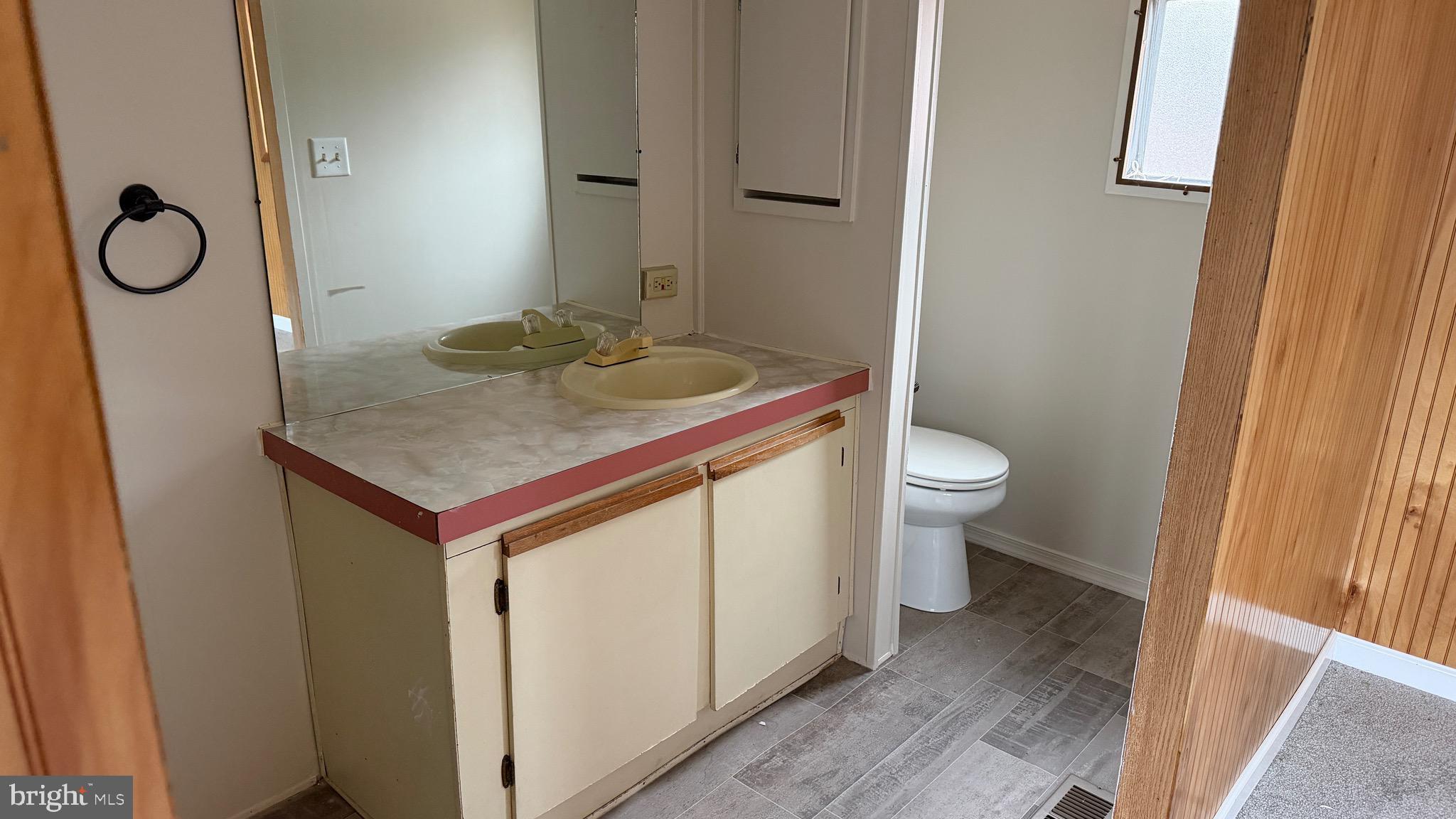 190 Midway Road York Haven, PA 17370 - Photo 20 of 22 Half bath in BR3