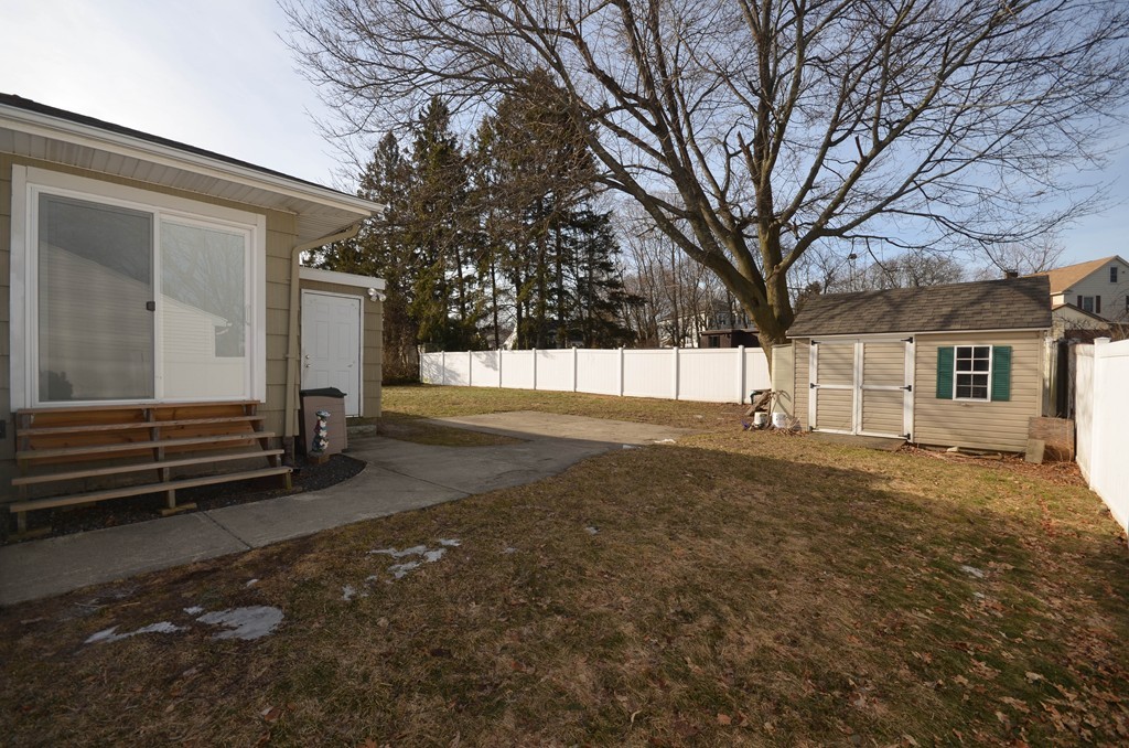 14 Turin Road Worcester, MA 01604 - Photo 18 of 20 Gallery Image 18