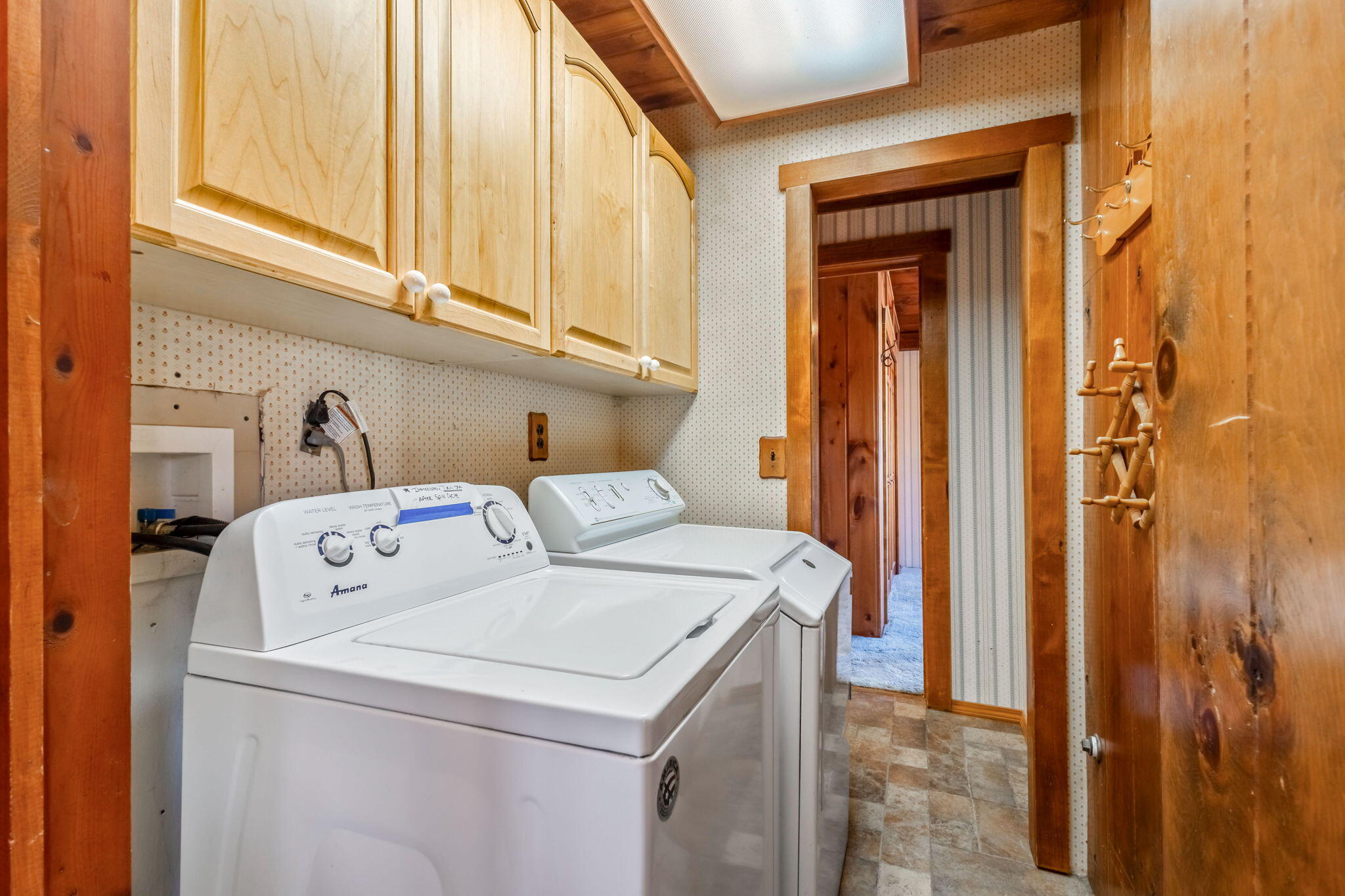 32311 Modoc Point Road Chiloquin, OR 97624 - Photo 26 of 61 28-web-or-mls-27