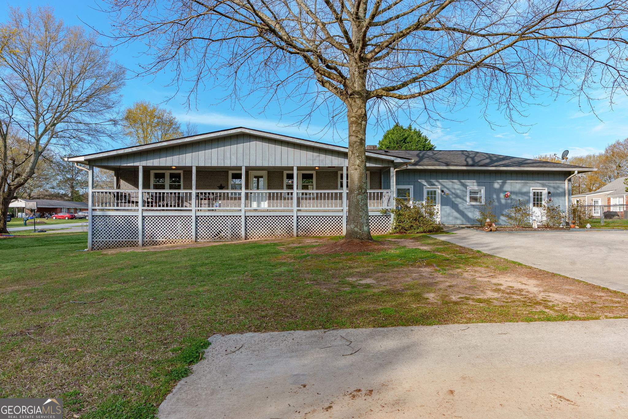 560 Lee Byrd Road Loganville, GA 30052 - Photo 2 of 70