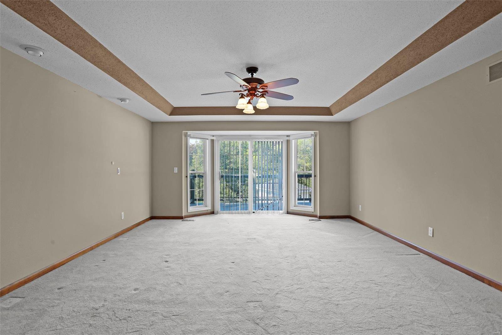 1215 Springvalley Road Troy, IL 62294 - Photo 14 of 59