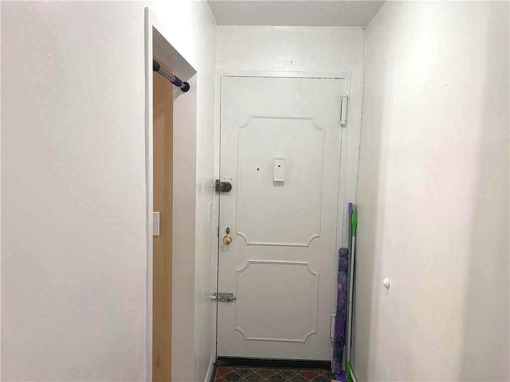 2940 West 5th Street, Unit 14C Brooklyn, NY 11224 - Photo 14 of 26 a bathroom with a shower