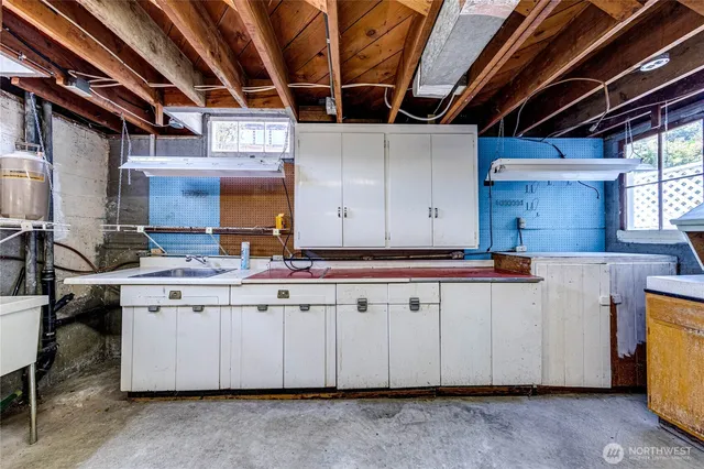 $525,000 | 1415 East 2nd Street, Port Angeles, WA 98362