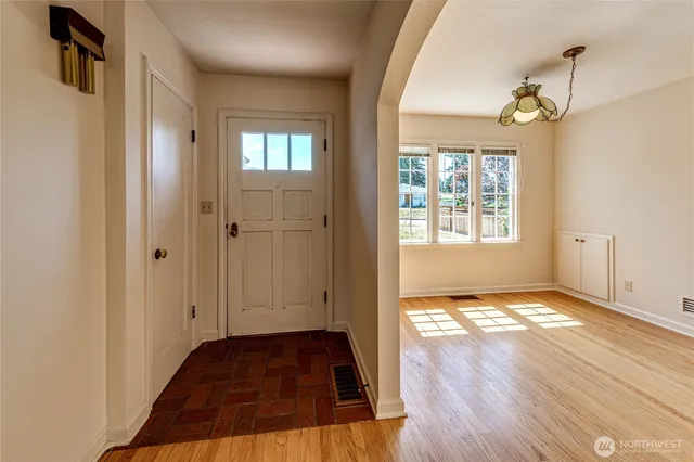 $525,000 | 1415 East 2nd Street, Port Angeles, WA 98362