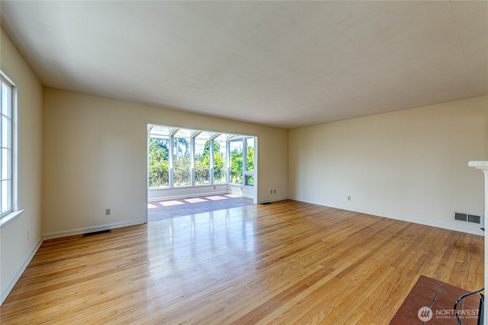 1415 East 2nd Street Port Angeles, WA 98362 - Photo 10 of 40