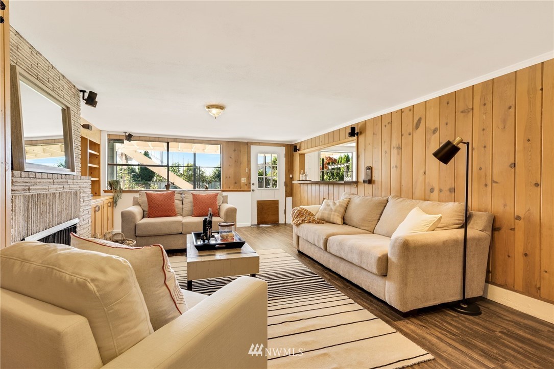 3905 Southwest 109th Street Seattle, WA 98146 - Photo 19 of 27 Gallery Image 19