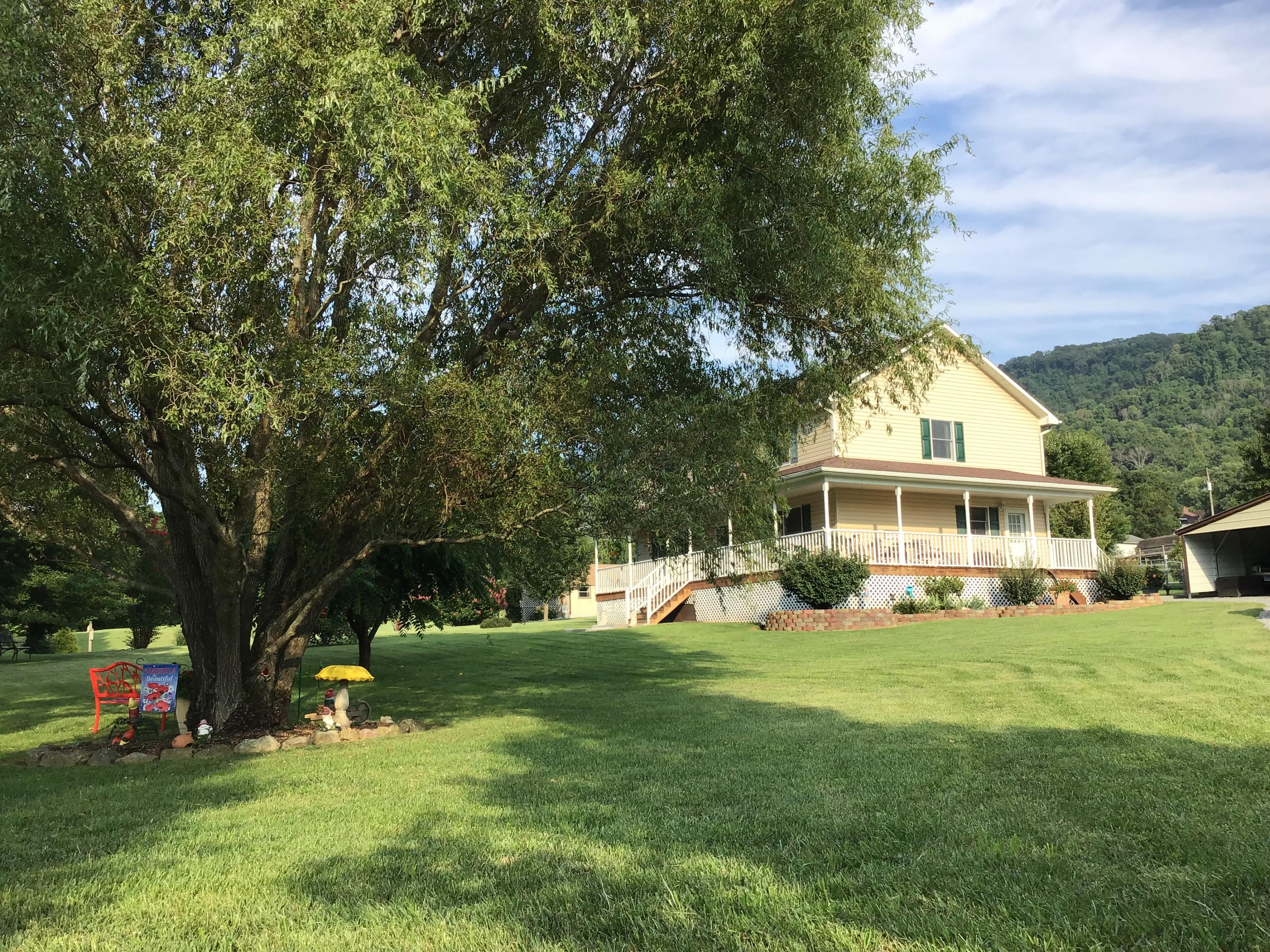 239 Deep Springs Road Dryden, VA 24243 - Photo 54 of 59 Privacy & convenience