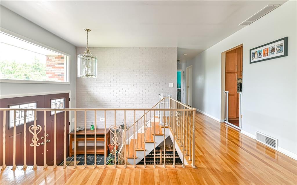 8396 Post Road Allison Park, PA 15101 - Photo 4 of 36 Gallery Image 4