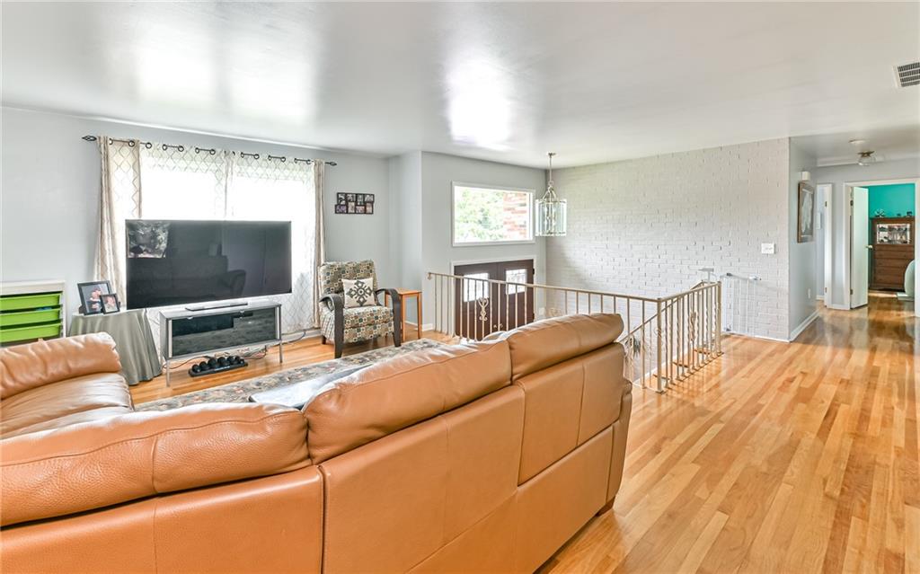 8396 Post Road Allison Park, PA 15101 - Photo 6 of 36 Gallery Image 6